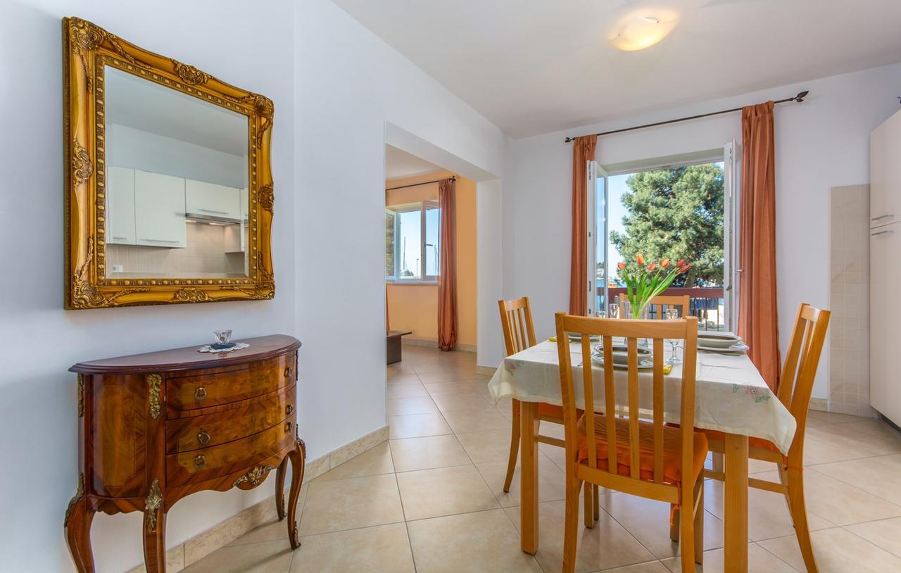 Apartment Riva Poreč Exterior foto